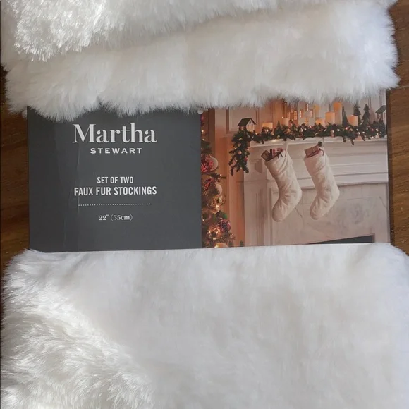 ❄️Martha Stewart Set of 2 Plush White Holiday Stockings ❄️NWT - Picture 3 of 11
